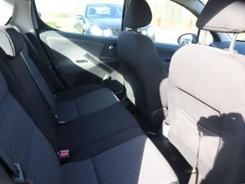 PEUGEOT 207 1.4 VTi Sport Hatchback 5dr Petrol Manual Euro 4 (95 ps)