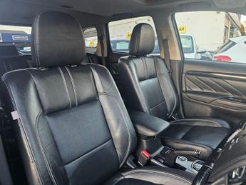 MITSUBISHI OUTLANDER AUTOMATIC 2.0h 12kWh GX4h SUV 5dr Petrol Plug-in Hybrid CVT 4WD 