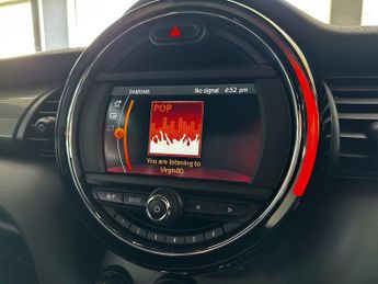 MINI CONVERTIBLE 1.5 Cooper Classic Convertible 2dr Petrol Manual Euro 6 (s/s) (1