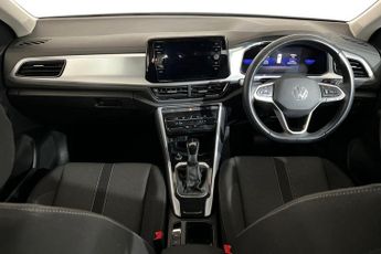 VOLKSWAGEN T-ROC 1.5 TSI Life SUV 5dr Petrol DSG Euro 6 (s/s) (150 ps) Front  / R