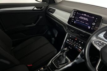 VOLKSWAGEN T-ROC 1.5 TSI Life SUV 5dr Petrol DSG Euro 6 (s/s) (150 ps)