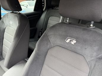 VOLKSWAGEN GOLF 2.0 TSI R Hatchback 5dr Petrol DSG 4Motion Euro 6 (s/s) (300 ps)