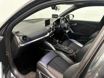 AUDI Q2 1.6 TDI S line SUV 5dr Diesel S Tronic Euro 6 (s/s) (116 ps)