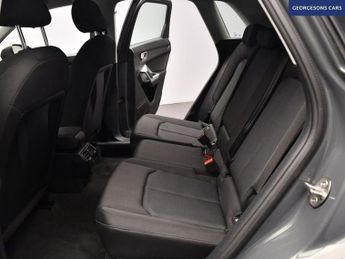 AUDI Q3 1.5 TFSI CoD 35 Technik SUV 5dr Petrol S Tronic Euro 6 (s/s) (15