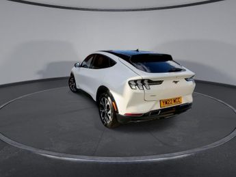 FORD MUSTANG MACH-E Standard Range 70kWh SUV 5dr Electric Automatic AWD (269 ps)