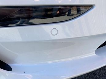 TESLA Model 3 (Dual Motor) Long Range Saloon 4dr Electric Auto 4WDE (346 ps)