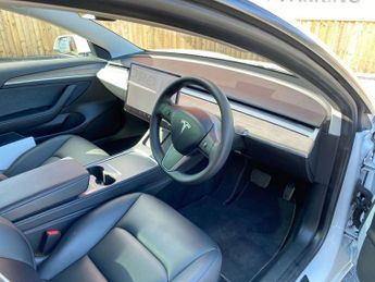 TESLA Model 3 (Dual Motor) Long Range Saloon 4dr Electric Auto 4WDE (346 ps)