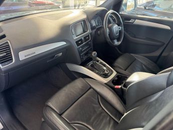 AUDI Q5 3.0 TDI V6 S line SUV 5dr Diesel S Tronic quattro Euro 4 (240 ps