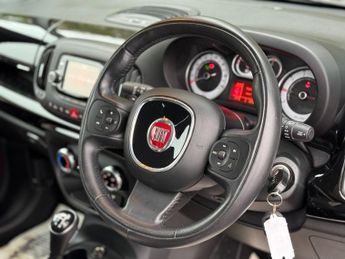 FIAT 500L 1.3 MultiJet Trekking MPV 5dr Diesel Dualogic Euro 5 (s/s) (85 b