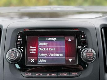 FIAT 500L 1.3 MultiJet Trekking MPV 5dr Diesel Dualogic Euro 5 (s/s) (85 b