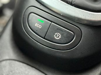 FIAT 500L 1.3 MultiJet Trekking MPV 5dr Diesel Dualogic Euro 5 (s/s) (85 b