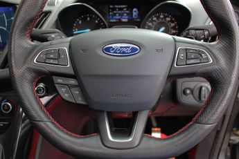 FORD KUGA 2.0 TDCi EcoBlue ST-Line Edition SUV 5dr Diesel Powershift AWD E