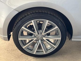 AUDI A1 1.4 TFSI S line Style Edition Hatchback 3dr Petrol S Tronic Euro