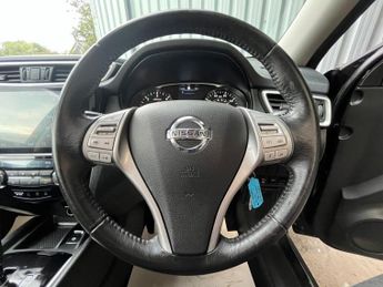 NISSAN X-TRAIL 1.6 dCi Acenta SUV 5dr Diesel XTRON Euro 6 (s/s) (130 ps)
