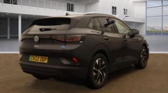 VOLKSWAGEN ID.4 Pro Performance 77kWh Family SUV 5dr Electric Auto (204 ps)