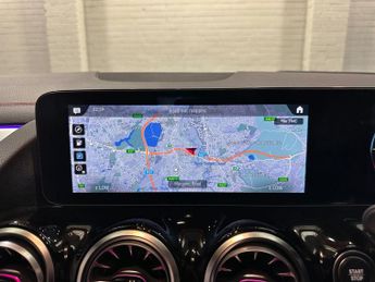 MERCEDES-BENZ EQA EQA 250 66.5kWh AMG Line (Premium Plus) SUV 5dr Electric Auto (1