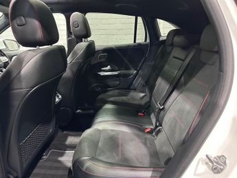 MERCEDES-BENZ EQA EQA 250 66.5kWh AMG Line (Premium Plus) SUV 5dr Electric Auto (1