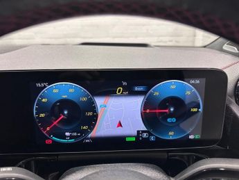 MERCEDES-BENZ EQA EQA 250 66.5kWh AMG Line (Premium Plus) SUV 5dr Electric Auto (1