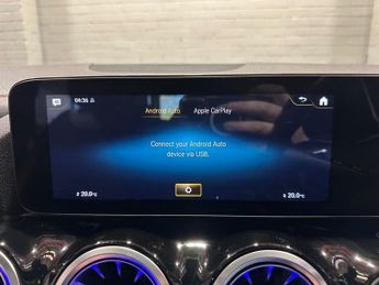 MERCEDES-BENZ EQA EQA 250 66.5kWh AMG Line (Premium Plus) SUV 5dr Electric Auto (1