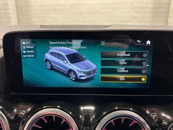 MERCEDES-BENZ EQA EQA 250 66.5kWh AMG Line (Premium Plus) SUV 5dr Electric Auto (1