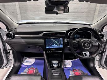 MG MG ZS 72.6kWh Trophy Long Range SUV 5dr Electric Auto (156 ps)