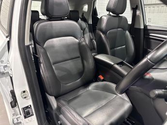 MG MG ZS 72.6kWh Trophy Long Range SUV 5dr Electric Auto (156 ps)