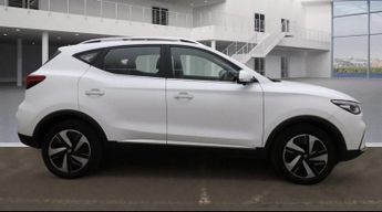 MG MG ZS 72.6kWh Trophy Long Range SUV 5dr Electric Auto (156 ps)