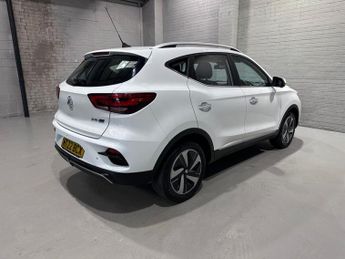 MG MG ZS 72.6kWh Trophy Long Range SUV 5dr Electric Auto (156 ps)