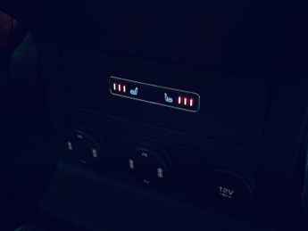 JAGUAR F-PACE 3.0 D300 V6 S SUV 5dr Diesel Auto AWD Euro 6 (s/s) (300 ps)