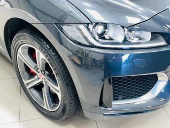 JAGUAR F-PACE 3.0 D300 V6 S SUV 5dr Diesel Auto AWD Euro 6 (s/s) (300 ps)