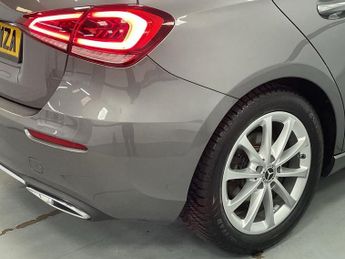MERCEDES-BENZ A-CLASS 1.5 A180d Sport Hatchback 5dr Diesel 7G-DCT Euro 6 (s/s) (116 ps