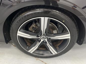 VOLVO V90 2.0 D4 R-Design Plus Estate 5dr Diesel Auto Euro 6 (s/s) (190 ps