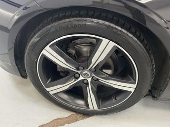 VOLVO V90 2.0 D4 R-Design Plus Estate 5dr Diesel Auto Euro 6 (s/s) (190 ps