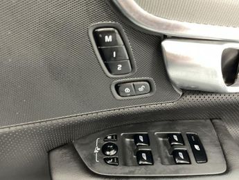 VOLVO V90 2.0 D4 R-Design Plus Estate 5dr Diesel Auto Euro 6 (s/s) (190 ps