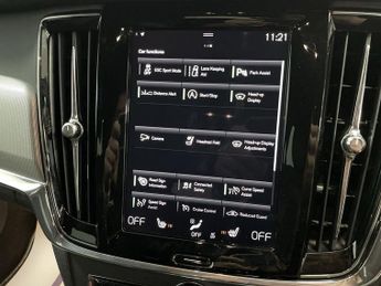 VOLVO V90 2.0 D4 R-Design Plus Estate 5dr Diesel Auto Euro 6 (s/s) (190 ps