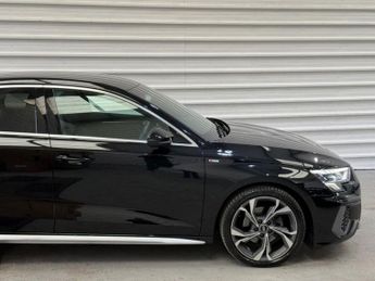 AUDI A3 1.5 TFSI 35 S line Saloon 4dr Petrol S Tronic Euro 6 (s/s) (150 