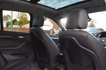 BMW X1 2.0 20i xLine SUV 5dr Petrol DCT sDrive (192 ps) Panoramic Glass