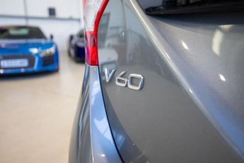 VOLVO V60 2.0 D2 SE Estate 5dr Diesel Auto Euro 6 (s/s) (120 ps)