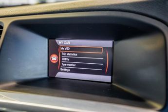 VOLVO V60 2.0 D2 SE Estate 5dr Diesel Auto Euro 6 (s/s) (120 ps)