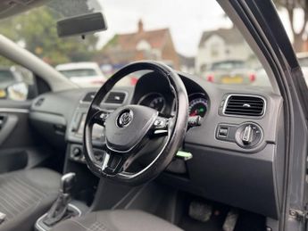 VOLKSWAGEN POLO 1.2 TSI BlueMotion Tech SE Hatchback 5dr Petrol DSG Euro 6 (s/s)