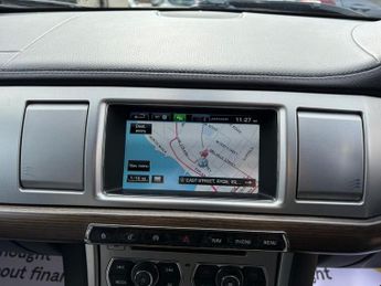 JAGUAR XF 2.2d Luxury Sportbrake 5dr Diesel Auto Euro 5 (s/s) (200 ps)