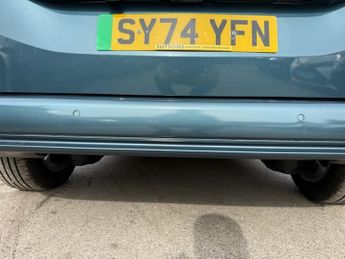 VAUXHALL Combo Life Electric 52kWh Ultimate MPV 5dr Electric Auto (7.4kW Charger) (136 ps)