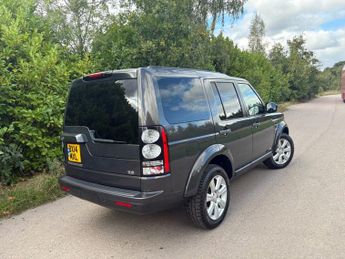 LAND ROVER DISCOVERY 4 3.0 SD V6 XS SUV 5dr Diesel Auto 4WD Euro 5 (s/s) (255 bhp)