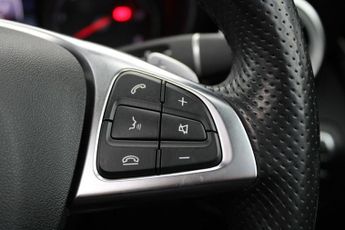 MERCEDES-BENZ GLC 2.1 GLC220d AMG Line (Premium) Coupe 5dr Diesel G-Tronic+ 4MATIC