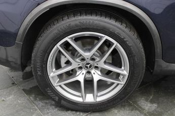 MERCEDES-BENZ GLC 2.1 GLC220d AMG Line (Premium) Coupe 5dr Diesel G-Tronic+ 4MATIC