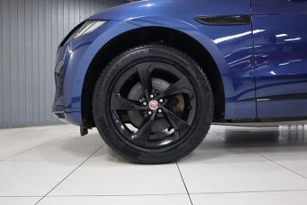 JAGUAR F-PACE 2.0 D200 MHEV R-Dynamic S SUV 5dr Diesel Auto AWD Euro 6 (s/s) (