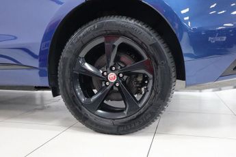 JAGUAR F-PACE 2.0 D200 MHEV R-Dynamic S SUV 5dr Diesel Auto AWD Euro 6 (s/s) (