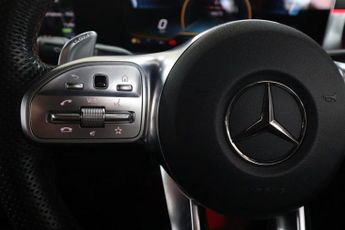 MERCEDES-BENZ A-CLASS 2.0 A35 AMG (Premium) Hatchback 5dr Petrol SpdS DCT 4MATIC Euro 