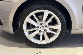 SKODA OCTAVIA 1.5 TSI ACT SE L Hatchback 5dr Petrol DSG Euro 6 (s/s) (150 ps)