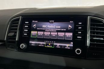SKODA KAROQ 1.5 TSI ACT SE L SUV 5dr Petrol DSG Euro 6 (s/s) (150 ps) Rear V